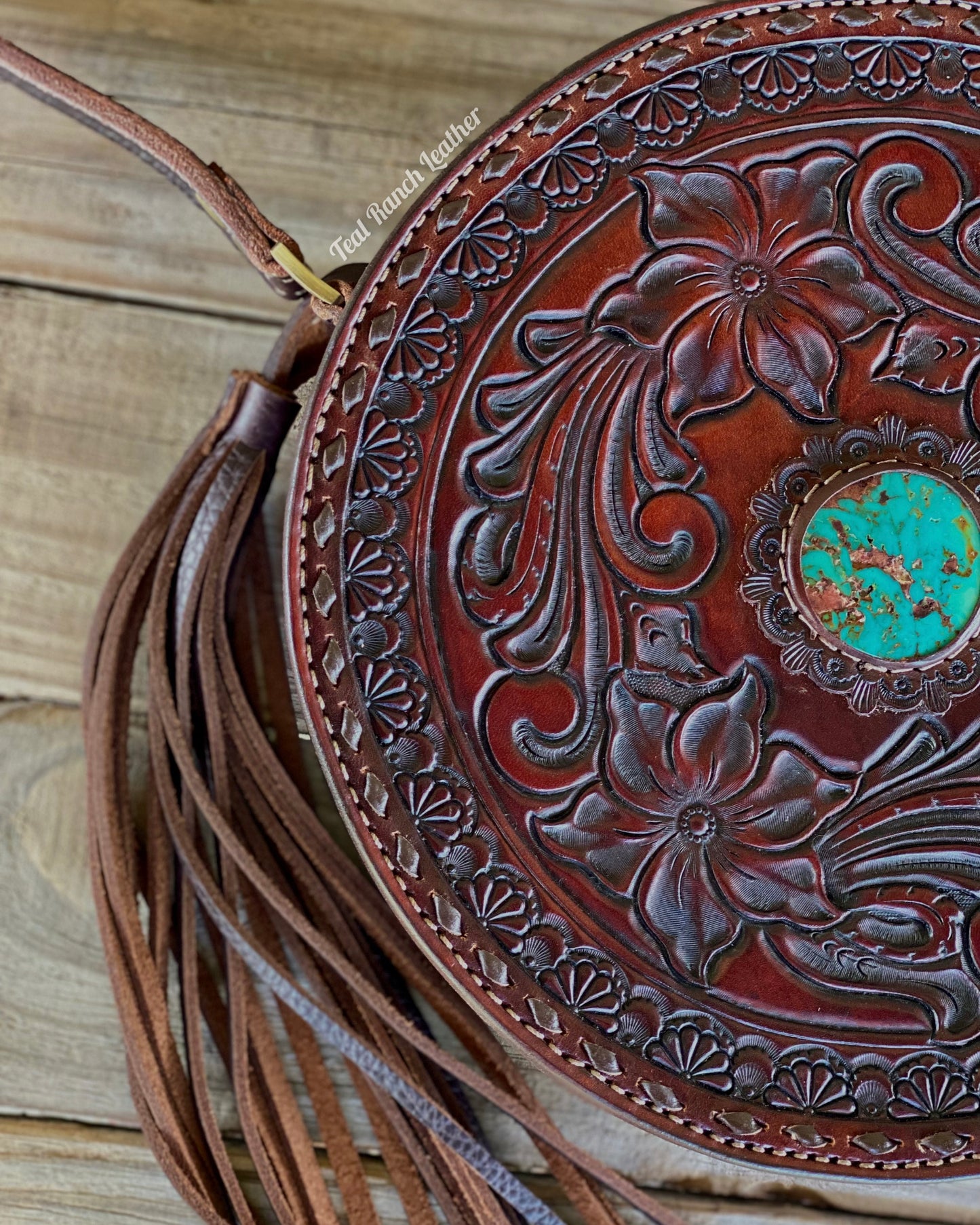 Tooled leather round purse in mahogany- Kingman turquoise