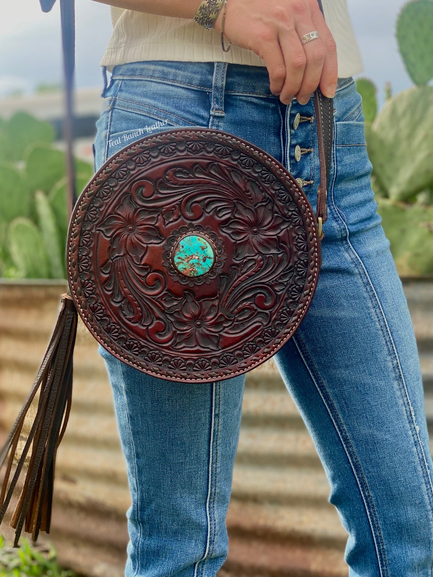 Tooled leather round purse in mahogany- Kingman turquoise