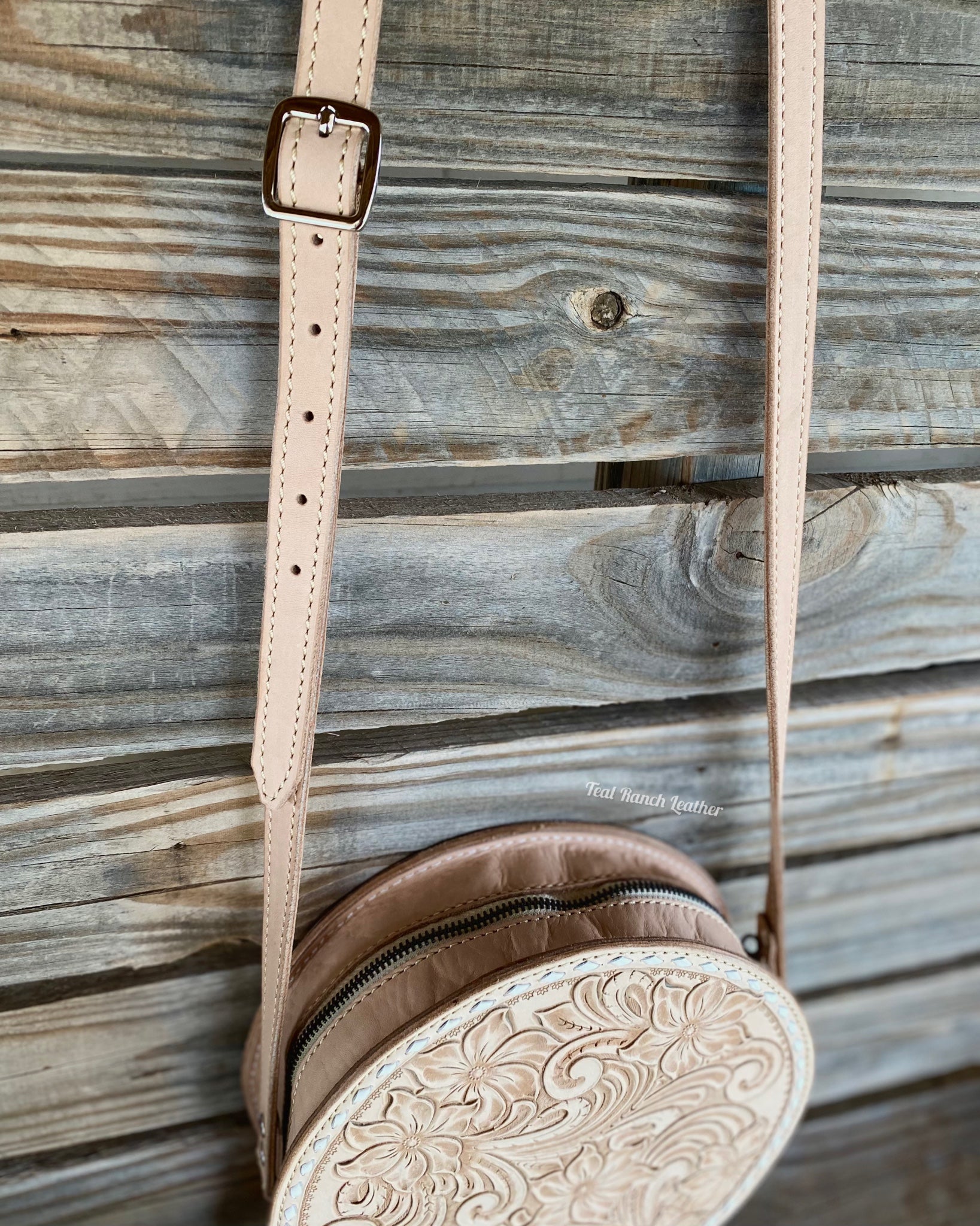 Tooled leather round purse- Kingman turquoise – Teal Ranch Leather